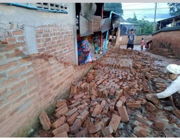 แผ่นดินไหวขย่มเมียนมา 6.4 ทำกำแพงบ้านพัง-หินถล่มทับเส้นทางอาร์3บี ท่าขี้เหล็ก-เชียงตุง256507