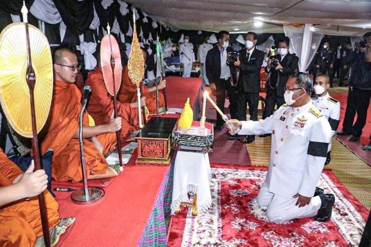 ผบ.กองกำลังสุรนารี ร่วมพิธีสวดอภิธรรมศพ"พันจ่าเอก สมเกียรติ หมายชอบ”เหยื่อร.ล.สุโขทัยอับปางกลางทะเล