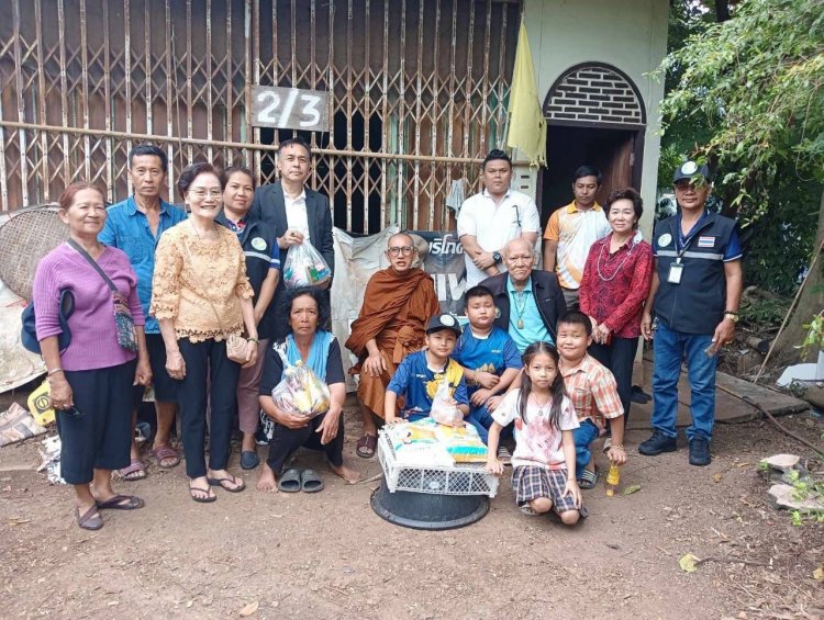 มูลนิธิปราจีนบุรีร่วมใจ ร่วมกับ สมาคม อสมช.ลงพื้นที่แจกข้าวสารอาหารแห้งชาวกบินทร์บุรี