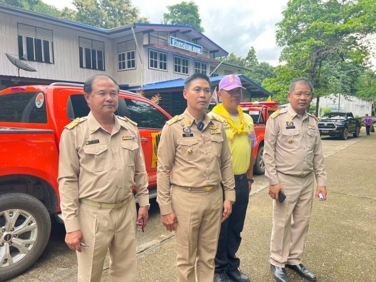 ไม่ทิ้งประชาชน!นอภ.สบเมย สั่งเร่งซ่อมแซมถนน สะพาน บ้านเรือน พังเสียหายหลังน้ำลด