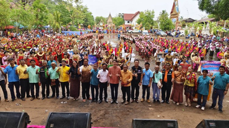 อบต.สะพุงจัดงานบุญบั้งไฟ สืบสานอนุรักษ์ประเพณีวัฒนธรรม ขอฝนจากพญาแถนให้ฝนตก