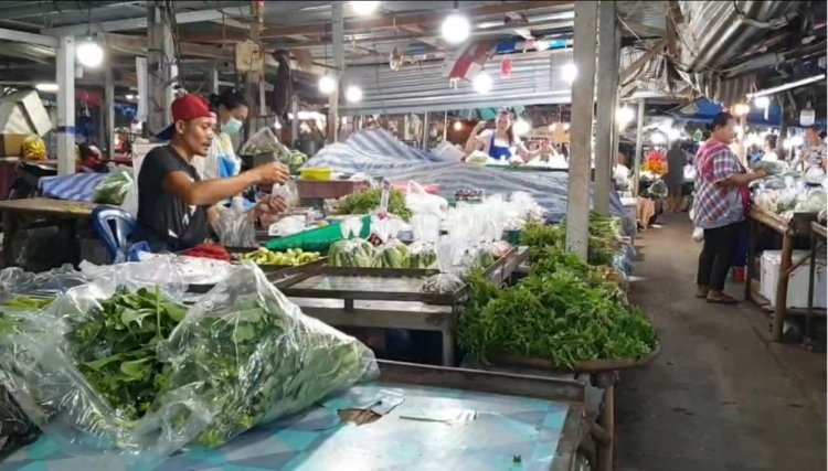 ตลาดสดพิมายเมือใหม่เงียบเหงา ลูกค้าหาย หลังผักราคาแพง ขาดตลาด เจอแล้งร้อนจัด