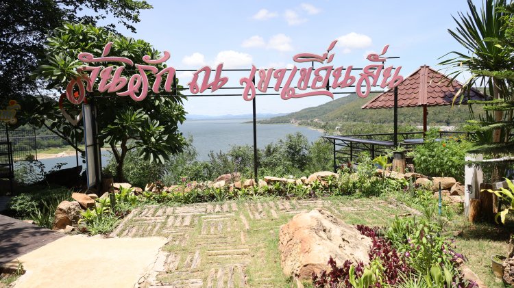 ชวนเที่ยว เรือนจำชั่วคราวเขาเขื่อนลั่น ชมวิวหลักล้าน อ่างเก็บน้ำลำตะคอง