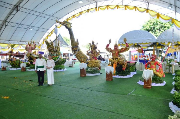 ผู้ว่าฯพิจิตรประกอบพิธีบวงสรวงแม่ย่านางเรือเพื่อความเป็นสิริมงคลในการจัดงาน แข่งเรือชิงถ้วยพระราชทาน