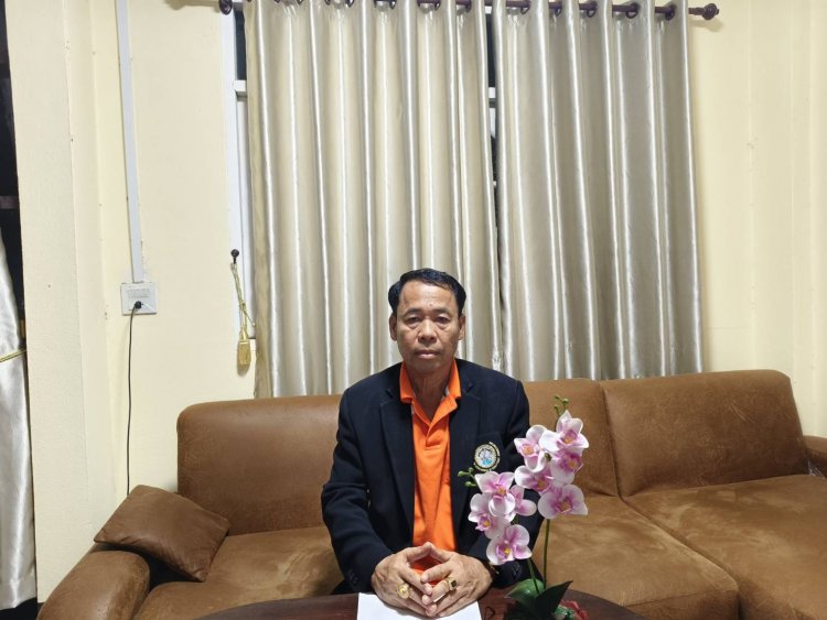 นักแต่งเพลงอดีต ผอ.โรงเรียนชาวปราจีนบุรีแต่งเพลง"สงสารครูเบญ"ติดอันดับ 1 แต่ชื่อหาย