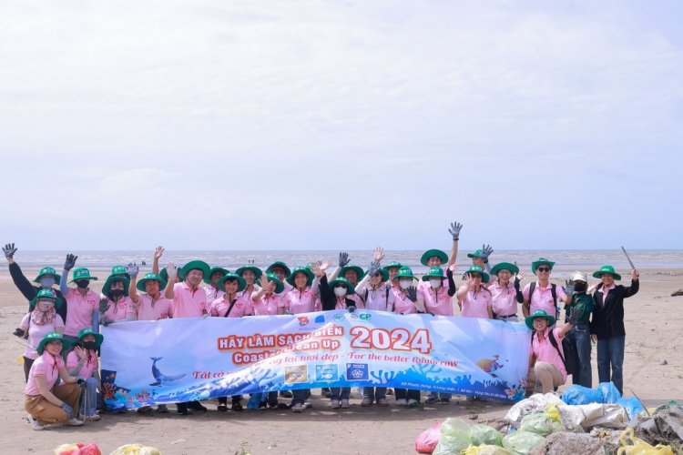 ซี.พี. เวียดนาม คอร์ปอเรชั่น ร่วมกิจกรรมเก็บขยะชายฝั่ง Restore the Ocean ณ จังหวัดบ่าเรีย-หวุงเต่า