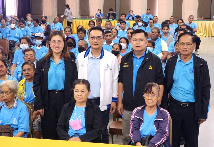 พิจิตร "นราพัฒน์"รองหัวหน้าพรรคปชป.ปัดฝุ่นปลุกกระแสรับสมัครสมาชิก