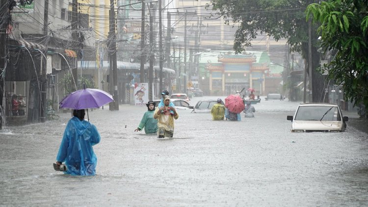 "ใต้วิปโยค"ฝนถล่ม น้ำป่าทะลักท่วม เร่งกู้ชีวิต 7 จังหวัดวิกฤติ