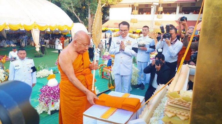 คณะสงฆ์ ศิษยานุศิษย์ พุทธศาสนิกชน ร่วมพิธีพระราชทานเพลิงพระราชปรีชาญาณมุนี