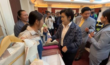 ติวเข้มผู้ประกอบการอีสาน  เดินหน้าพัฒนา 250 ผลิตภัณฑ์เด่น สู่สินค้าชุมชนระดับดีมาก