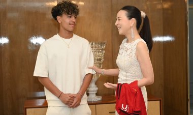 "มาดามแป้ง" จับเข่าคุย "ซิลวา" ทีมผีแดง ส่งกลับดึงร่วมทีมชาติ ไทย U17