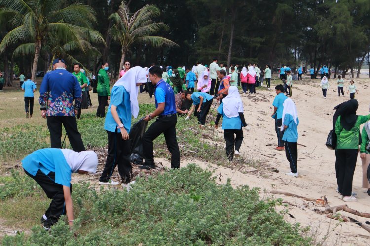 นราธิวาส จัดโครงการฝึกอบรมให้ความรู้ด้านสิ่งแวดล้อมแก่ประชาชน