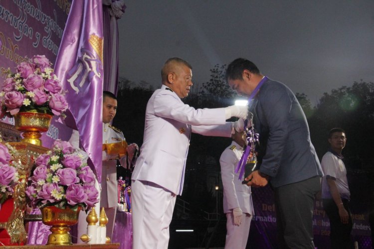 ทัพนักแม่นปืน 167 คน ร่วมศึกยิงปืนรณยุทธ กรมการอุตสาหกรรมทหาร ชิงถ้วยพระราชทาน