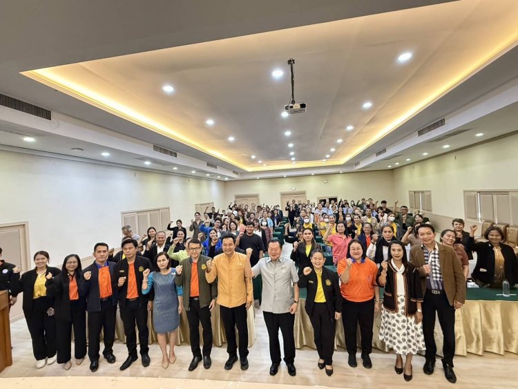 ศรีสะเกษ เปิดการฝึกอบรม "ปั้น ปัง ดัง ดี Style MIND"เสริมศักยภาพผู้ประกอบการ