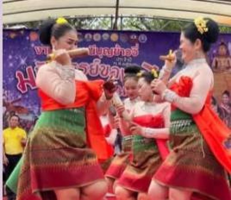มหัศจรรย์ บุญข้าวจี่ ของดีโพธิ์ศรีสุวรรณ กระตุ้นเศรษฐกิจชุมชน