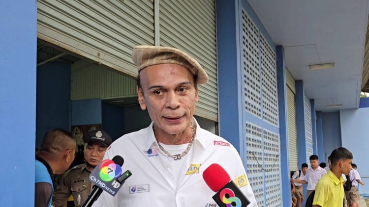 "ชาดา"สั่งห้ามครูแบทแมน-ผอ.ห้ามเข้าโรงเรียนเด็ดขาด