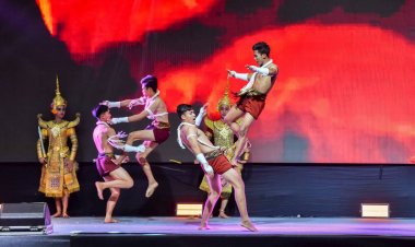 สุดยิ่งใหญ่ รมว.ท่องเที่ยวเปิดงาน "เทศกาลเที่ยวเมืองไทย" คาดผู้ชม 1.3 แสนคน