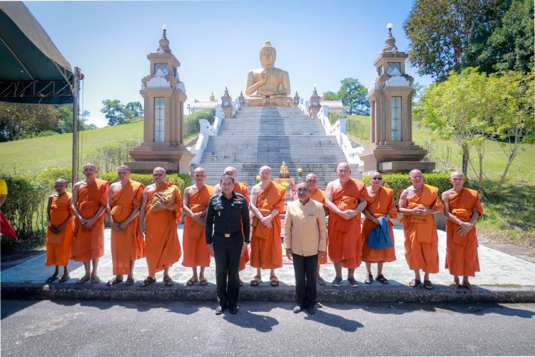 นราธิวาสบวงสรวง เจริญพระพุทธมนต์สมโภชศาลที่ประทับพระบรมรูปสมเด็จพระเจ้าตากสินมหาราช