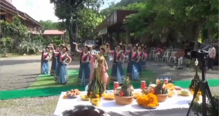 ไม่แพ้สาวสวย!นางรำอายุ 60 อัพรำแก้บนถวายองค์ปู่ดำแสนสิริจันทรานาคราช