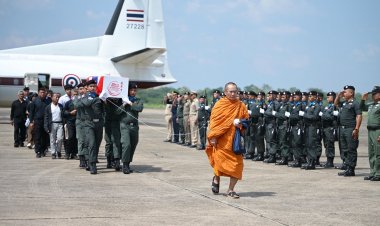 กองเกียรติยศ ตชด.24 รับศพ ตชด.ผู้กล้าเหยื่อระเบิดยะลาอย่างสมเกียรติ