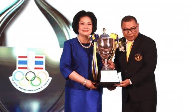 "ประธานณัฏฐ์" แจกถ้วยธรรมาภิบาลต่อต้านทุจริตวงการกีฬา