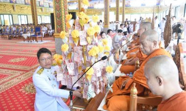 ชาวกระบี่พร้อมใจร่วมพิธีปลูก "พระศรีมหาโพธิทศมราชบพิตร" และทอดผ้าป่าสามัคคี เนื่องในวันวิสาขบูชาที่วัดบางโทง