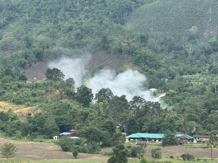 ทหารกะเหรี่ยง KNLA ปะทะเมียนมาต่อเนื่องโจมตีฐานเจดีย์ขาวหวังยึดให้ได้