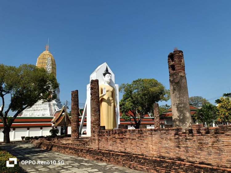 หลบฝน ขึ้นเหนือเลาะเมืองสองแคว เยี่ยมชมวัดเก่าแก่ทางประวัติศาสตร์