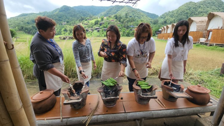 อพท. เสริมเครื่องมือ “Carbon Neutral” นำทางท่องเที่ยวชุมชนไทยสู่สมดุลแห่งความยั่งยืน"