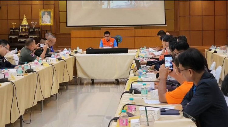 ผู้ว่าฯศรีสะเกษ ประชุมวางแผนปฏิบัติการเฉพาะกิจพิทักษ์พื้นที่ป้องกันและบรรเทาสาธารณภัย