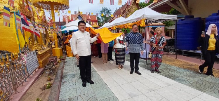 พ่อเมืองตาก “สส.ปั้น” – “นายกจอย”  ร่วม พิธีประเพณีขึ้นธาตุเดือน 9 (เหนือ)
