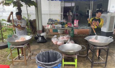 "เจ้าคุณน้อย" ครัวเคลื่อนที่ ลงพื้นที่ช่วยเหลือผู้ประสบภัยน้ำท่วม จ.น่าน