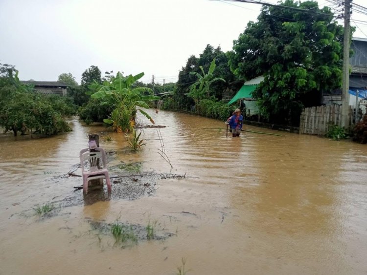 ฝนถล่มเชียงราย ท่วมฉับพลัน 15 อำเภอ ปภ.เร่งช่วยเหลือเหยื่ออุทกภัย