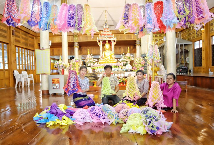 สวยงามมีมนต์เสน่ห์“พวงมโหตร” สัญลักษณ์ของงานบุญชาวมอญเมืองปทุมธานี