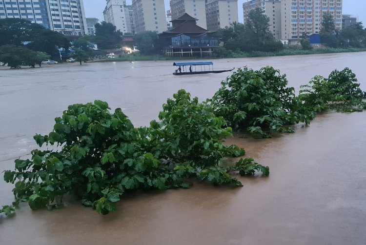 ฝนตกหนักแม่น้ำเมยเพิ่มสูงขึ้น เตือนแม่สอดระวังน้ำท่วมฉับพลัน