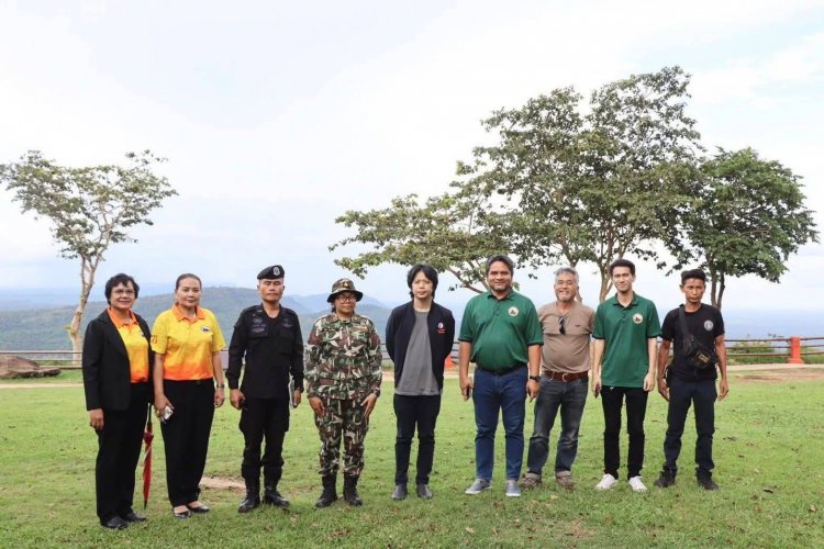 อบจ.ศรีสะเกษลุยวางระบบผลิตน้ำ ช่วยทหาร-ตชด.เขาพระวิหาร