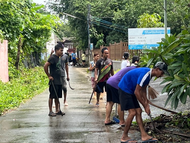 ชาวบ้านพร้อมใจร่วมใจพัฒนาชุมชนมณีไพรสณฑ์ เฉลิมพระเกียรติในหลวง รัชกาลที่ 10