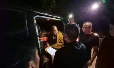 เปิดภาพวินาที!ตำรวจบุกรวบ "หลวงพ่ออลงกต-หมอบี"คุมเค้นสอบที่กองปราบ