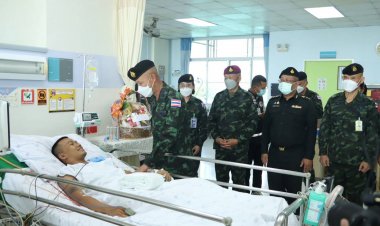 รอง มทภ.4 / รอง ผอ.รมน.ภาค 4 สน. รุดเยี่ยม ส.อ.บุริศวร์ หลังได้รับบาดเจ็บ จากเหตุปล้นทองสุไหงโก-ลก