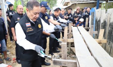 หลังน้ำลด "ผู้ว่าฯเอกวิทย์"ชวนชาวปทุมธานีร่วมใจฟื้นฟูชุมชนวัดตลาดเหนือ