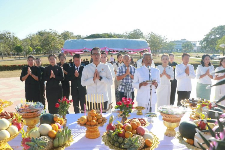 สุดยิ่งใหญ่อลังการ! “แสงแห่งอำนาจ รวมใจเทิดไท้พระพันปีหลวง” อำนาจเจริญ