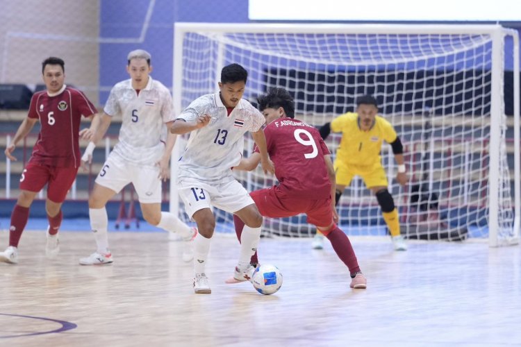 ฟุตซอลชายไทย พ่าย อินโดนีเซีย 1-6 คว้าเหรียญเงิน ซีเกมส์ ครั้งที่ 33