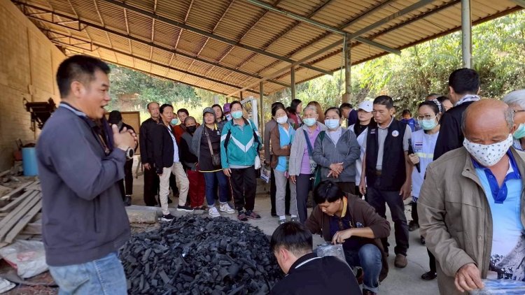 สำนักงานสหกรณ์จังหวัดน่าน จับมือ วช. และภาคีเครือข่ายท้องถิ่น 8 หน่วยงาน ขับเคลื่อนการจัดการเศษวัสดุการเกษตรด้านปศุสัตว์ ลดจุดความร้อนและฝุ่น PM2.5 จังหวัดน่าน