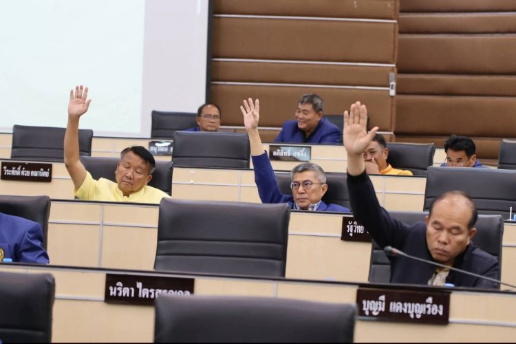 สภาองค์การบริหารส่วนศรีสะเกษ มีมติเลือกรองประธานสภาฯคนใหม่ 2 ตำแหน่ง
