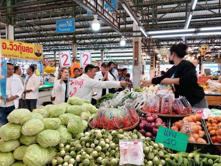 โค้งสุดท้ายศึกเลือกตั้งนายก อบจ.ปราจีนบุรีแข่งเดือด ทุกพรรคงัดกลยุทธ์หาเสียง