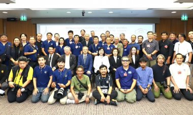 ชมรมช่างภาพการเมือง จัดพิธีมอบทุนการศึกษาบุตร-ธิดา ครั้งที่ 16 เสริมสวัสดิการคนสื่อ-สร้างอนาคตเยาวชน