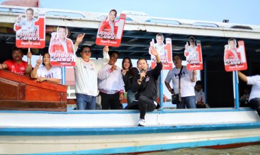 “ลูกเต๋า” ศุภชัย เบอร์ 1 ผุดไอเดียสุดเก๋ ล่องเรือหาเสียงหวังโกยคะแนนชาวบ้านริมแม่น้ำเจ้าพระยา 2 อำเภอ