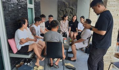 สตม.เปิดปฏิบัติการขุดบ่อล่อปลา ทลายแก๊งคอลเซ็นเตอร์จีน รวบ 6 ผู้ต้องหา