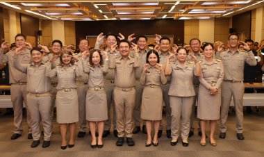 เทศบาลตำบลบางปูมอบเงินอุดหนุนให้คณะกรรมการชุมชน