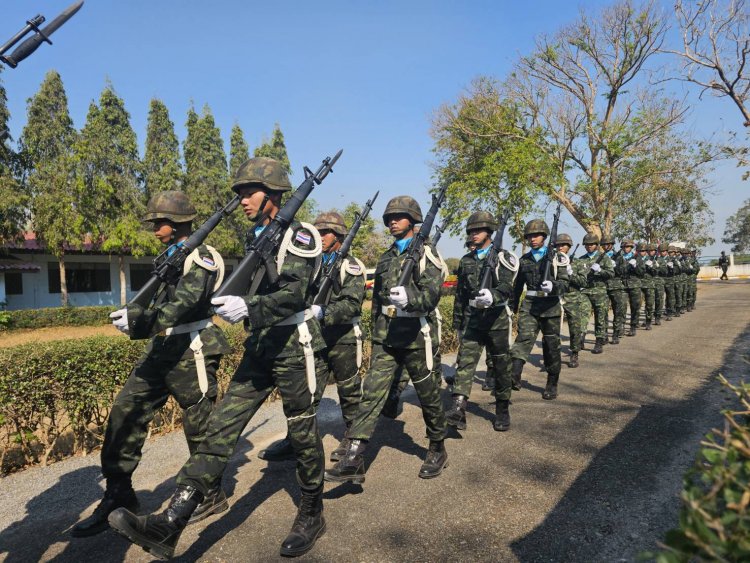 วันทหารผ่านศึก!ค่ายจักรพงษ์จัดพิธียิ่งใหญ่ วางพวงมาลา รำลึก 42 วีรชนสละชีพชายแดนไทย-กัมพูชา